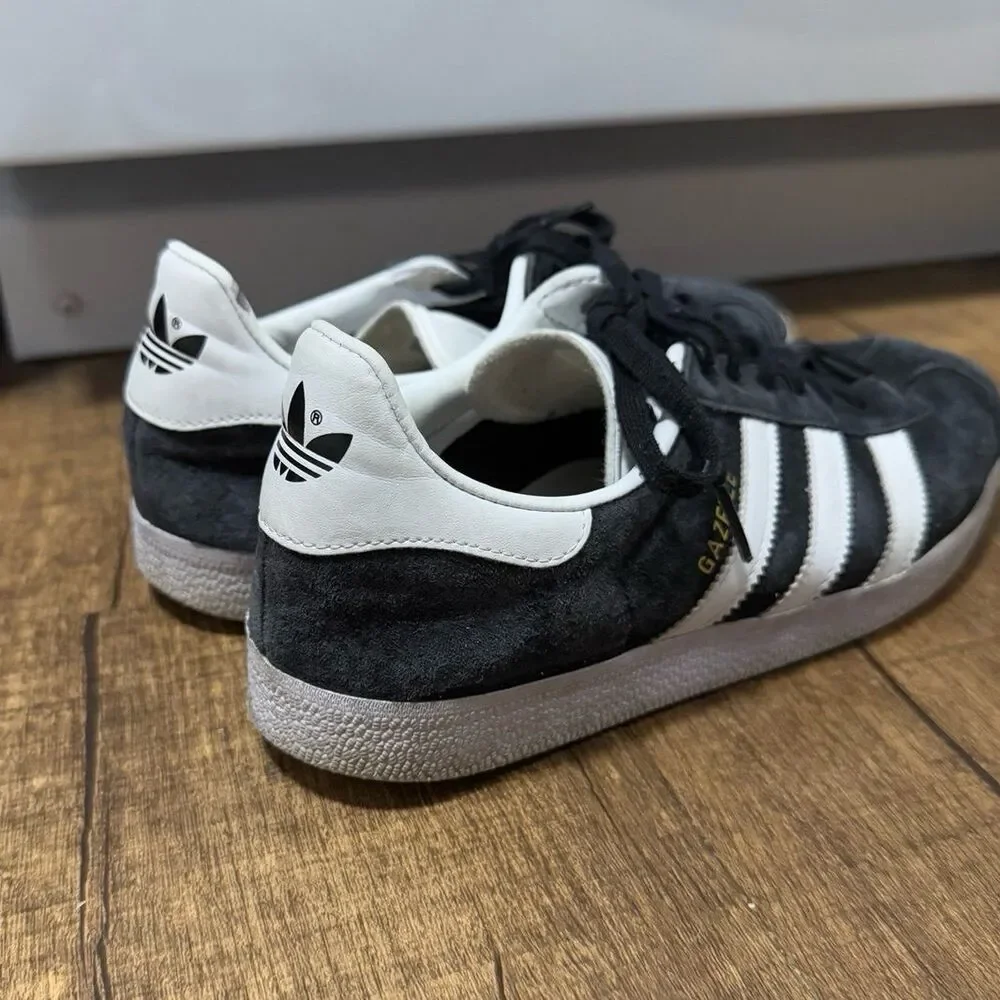 Adidas Gazelle Slate gray suede sneakers